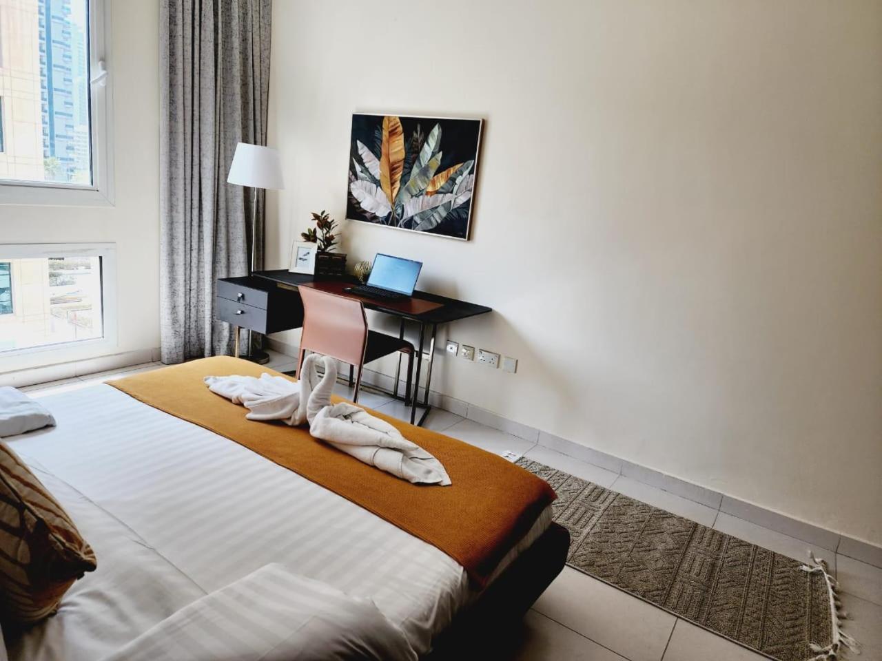 Lovely 1-Bedroom Apartment In The Heart Of Dubai Marina Exteriér fotografie